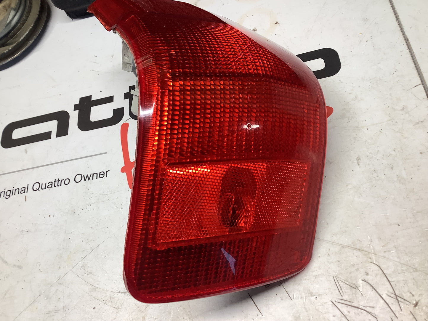 Driver Taillight 893945095A