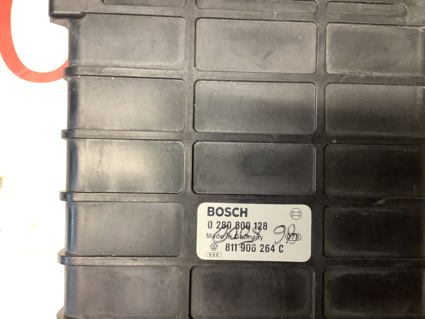 Engine Control Module 811906264C  Bosch