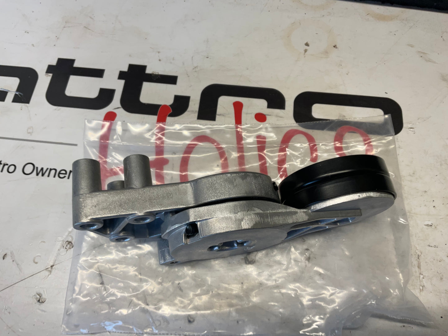 Serpentine Belt Tensioner 054903133  NOS