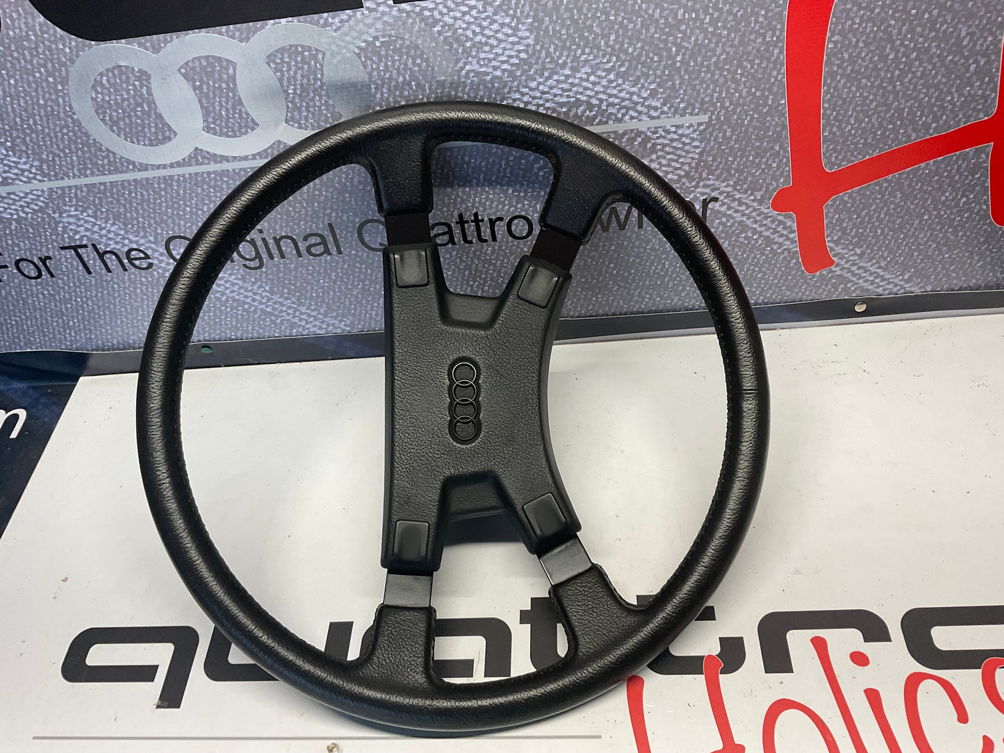 Early Steering Wheel 855419901C B2