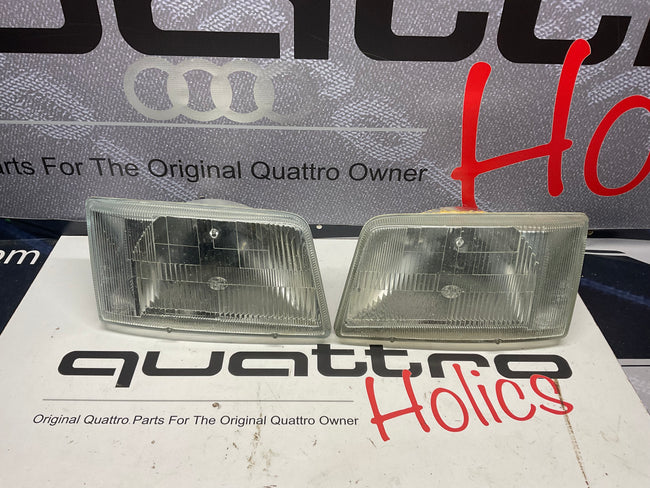 Headlights Set 4A0941105 / 4A0941106  C4