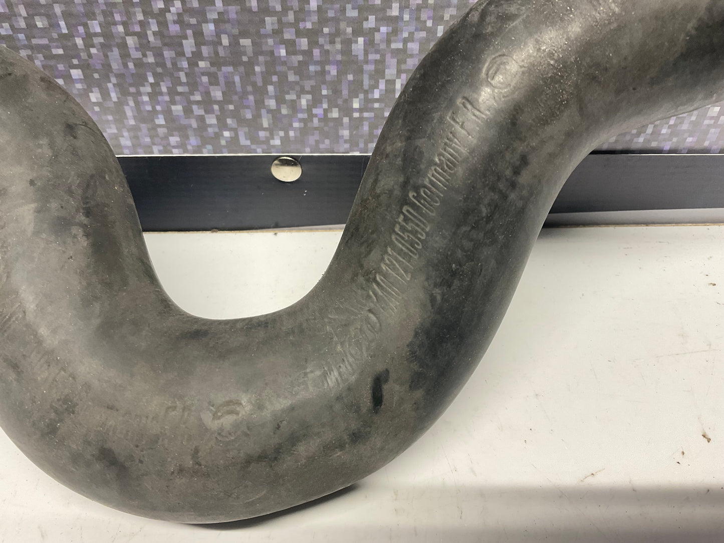 Lower Coolant Hose 4A0121055D  C4